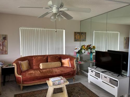 326 Andover M, West Palm Beach, FL, 33417-2617 | Card Image