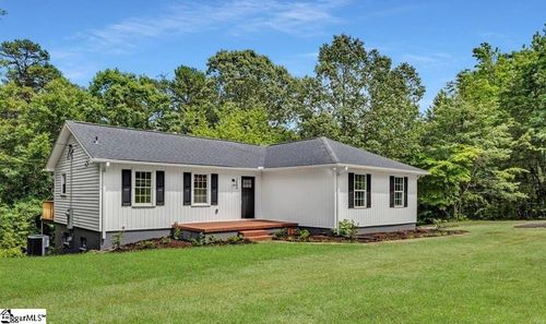2400 Tigerville Rd, Travelers Rest, SC, 29690-8156 | Card Image