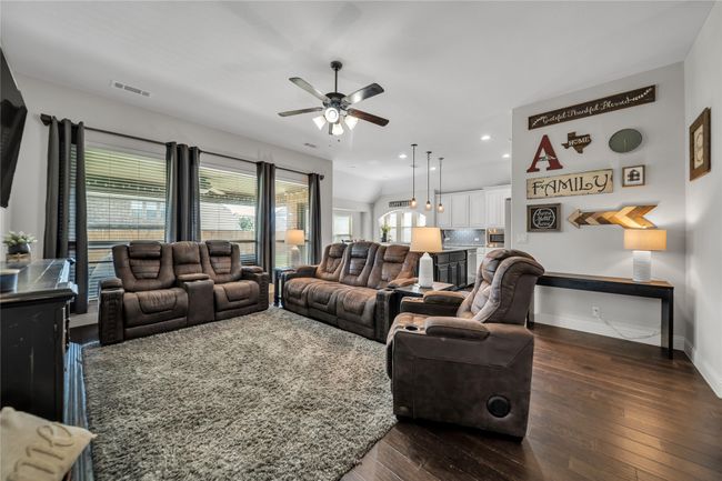 1925 Knoxbridge Rd, House other with 5 bedrooms, 3 bathrooms and null parking in Forney TX | Image 19
