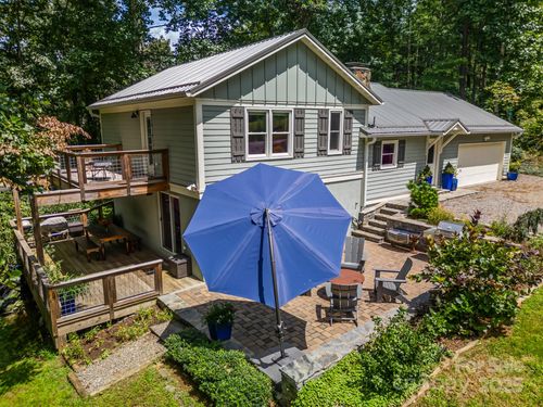 23 Pyfrom Dr, Swannanoa, NC, 28778-3614 | Card Image