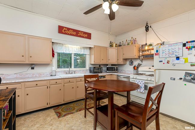 700 N 30 Th St, House other with 1 bedrooms, 1 bathrooms and null parking in Herrin IL | Image 10
