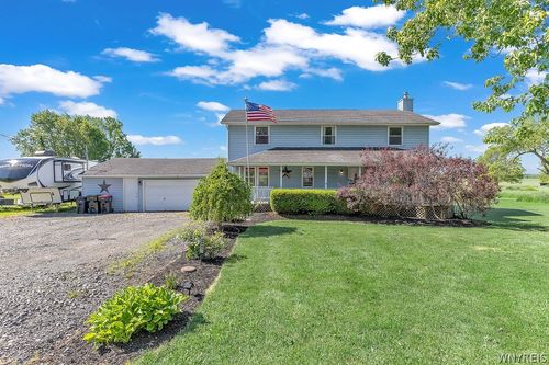 8801 Chestnut Ridge Rd, Gasport, NY, 14067-9375 | Card Image