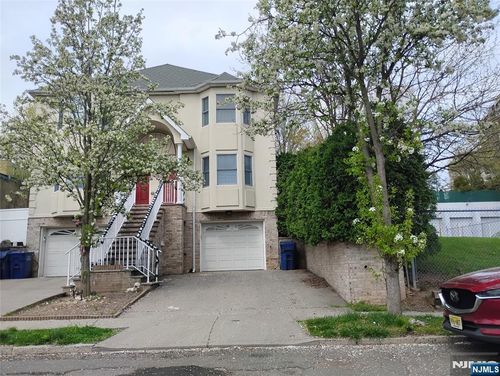 277 3rd Street, Hackensack, NJ, 07601 | Card Image