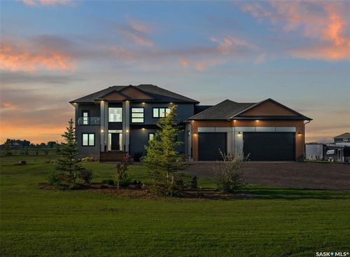 172 Grandview Trail, Corman Park, SK, S7T0W5 | Card Image