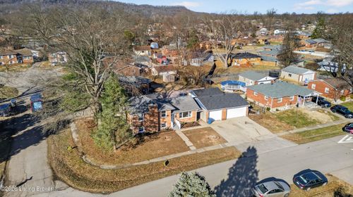 10022 Normie Ln, Louisville, KY, 40229 | Card Image