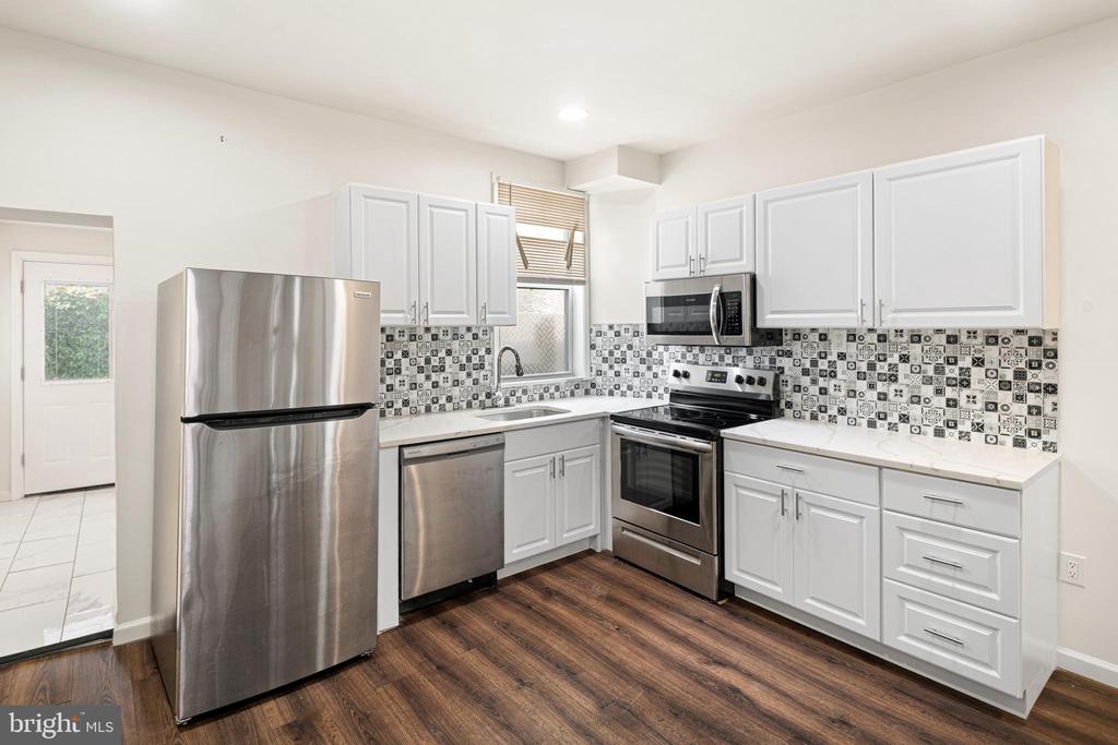 Residential in PHILADELPHIA 4