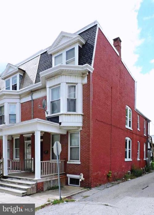 1st-857 Wayne Ave, YORK, PA, 17403-1128 | Card Image