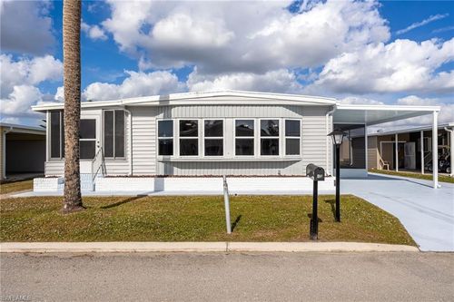 479 Nicklaus Blvd, NORTH FORT MYERS, FL, 33903-2611 | Card Image