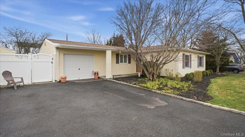 19 All Points Terrace, Brookhaven, NY, 11741 | Card Image