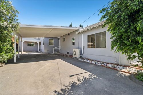11036 Scoville Avenue, Sunland, CA, 91040 | Card Image