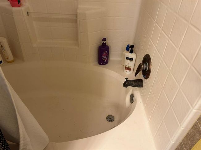 Soaking Tub/Shower Combo | Image 22