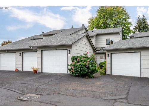 3-2353 40th Ave, Longview, WA, 98632-4965 | Card Image