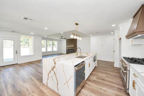 22 Presidio Rd, Montgomery, TX, 77356-5323 | Card Image