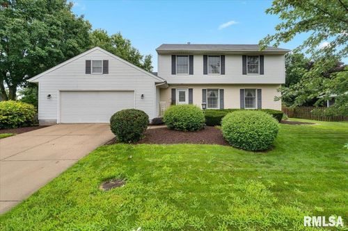 3610 73rd St, Moline, IL, 61265-8021 | Card Image