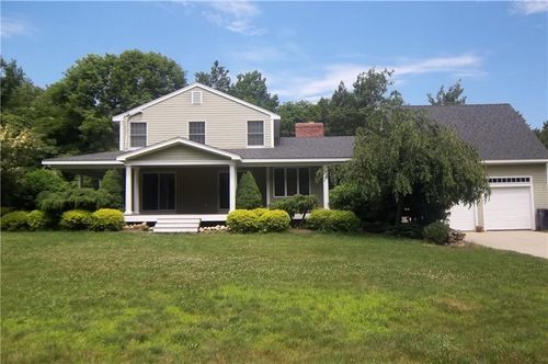 213 Narrow Ln, North Kingstown, RI, 02852-2919 | Card Image