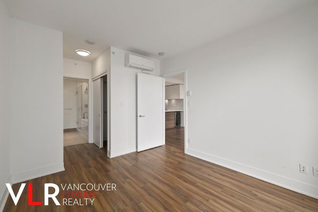 1505 - 1188 Pinetree Way, Condo with 2 bedrooms, 2 bathrooms and 1 parking in Coquitlam BC | Image 17