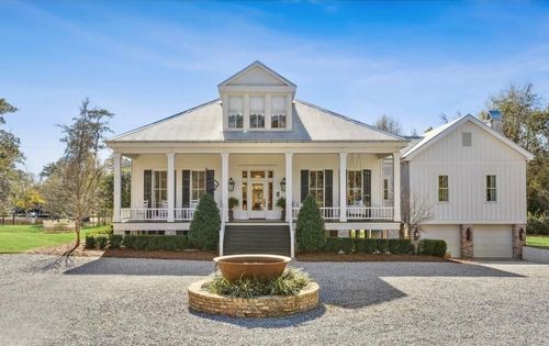 830 S New Hampshire St, Covington, LA, 70433-3733 | Card Image