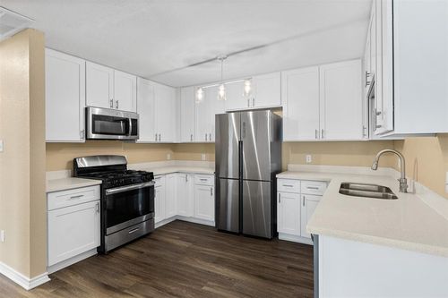 a-8103 Willet Trl, Austin, TX, 78745-7551 | Card Image