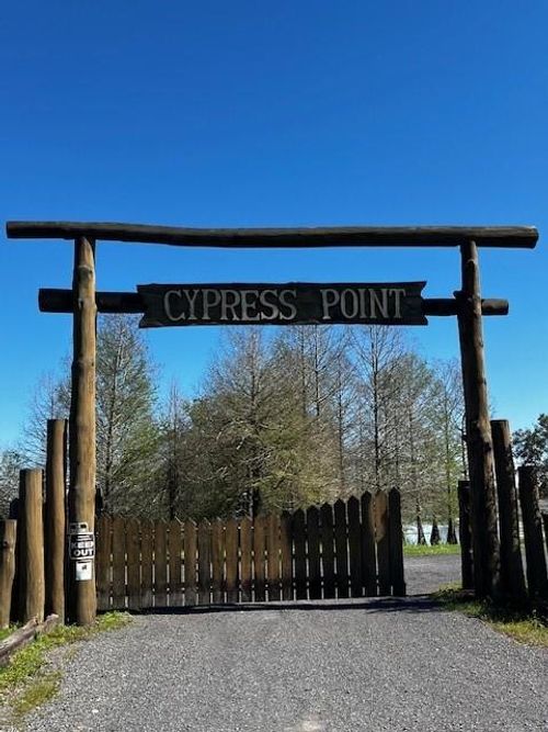 D4 Gros Cypress, Des Allemands, LA, 70030 | Card Image