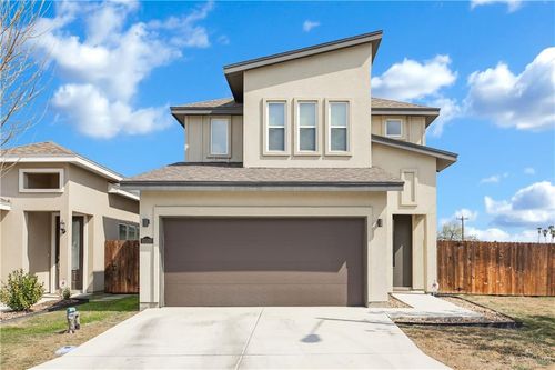10100 N 13th St, McAllen, TX, 78504-6621 | Card Image