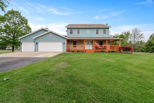 588 Pheasant Dr, Westville, IN, 46391 | Card Image