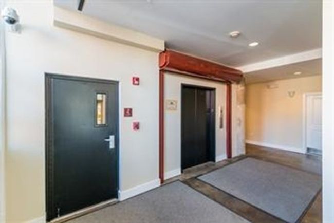 APT-404 - 21 Illinois St, Condo with 1 bedrooms, 1 bathrooms and 1 parking in Worcester MA | Image 6