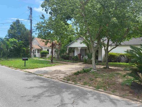 1301/1305 E La Rua St, Pensacola, FL, 32501 | Card Image