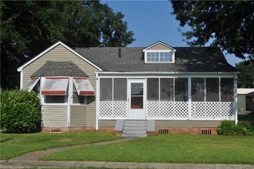 35 Good Hope St, Norco, LA, 70079-2514 | Card Image