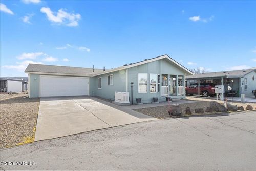 unit-142-18 W Washington Ave, Yakima, WA, 98903-2204 | Card Image