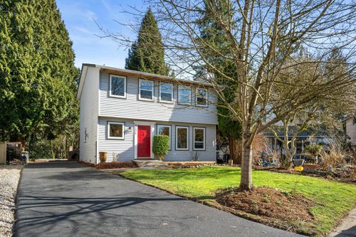 9174 214 St, Langley, BC, V1M2C1 | Card Image