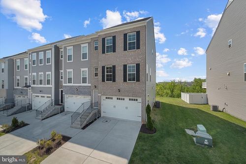 1049 Highpoint Trl, LAUREL, MD, 20707 | Card Image