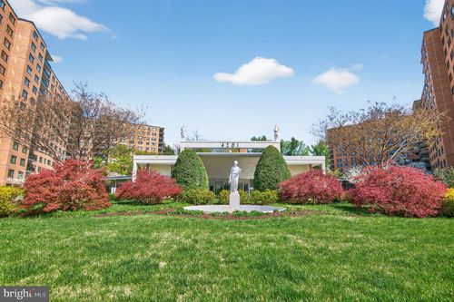 1012w-4201 Cathedral Avenue Nw, WASHINGTON, DC, 20016 | Card Image