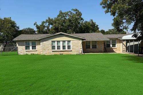 4609 Pioneer Rd, Balch Springs, TX, 75180-4007 | Card Image