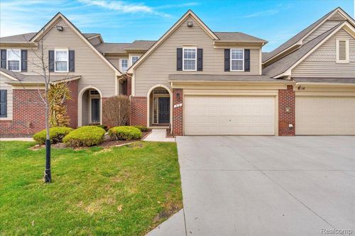 513 Concord Dr, Canton, MI, 48188-5281 | Card Image