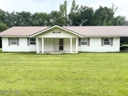 2392 Guyton Rd, Bladenboro, NC, 28320-6132 | Card Image
