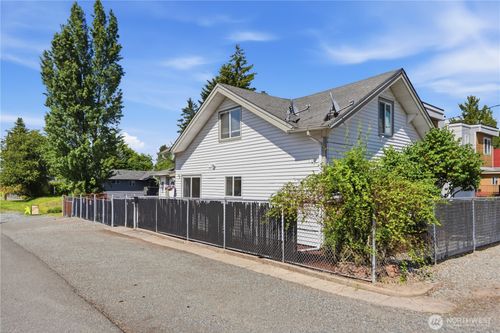 11546 85th Ave S, Seattle, WA, 98178-3904 | Card Image