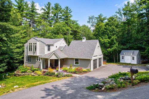 325 Belknap Mountain Rd, Gilford, NH, 03249-6822 | Card Image