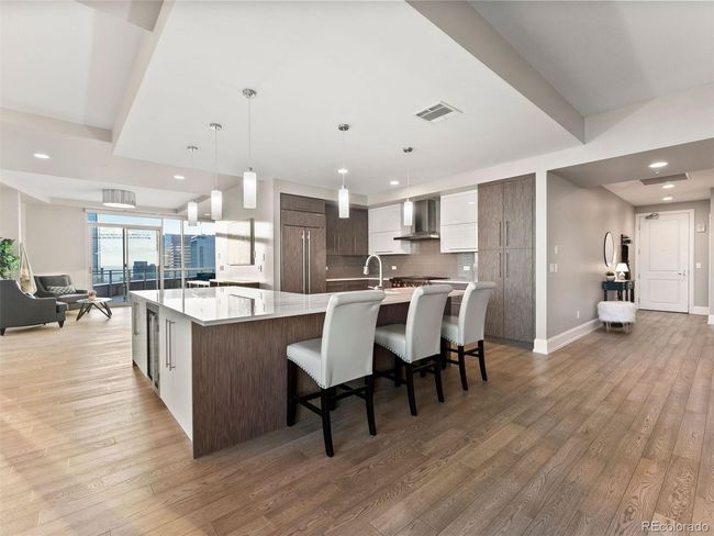 UNIT-2524L - 2001 Lincoln St, Condo with 4 bedrooms, 4 bathrooms and 2 parking in Denver CO | Image 14