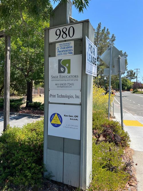6a-980 Magnolia Ave, Larkspur, CA, 94939-1000 | Card Image