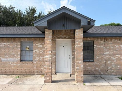 5-2612 W Mile 17 1/2 Rd, Edinburg, TX, 78541-8043 | Card Image