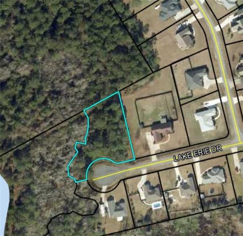 420 Lake Erie Dr, Brunswick, GA, 31523-3843 | Card Image