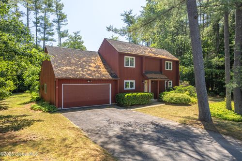 7 Peggy Ann Rd, Queensbury, NY, 12804-9085 | Card Image