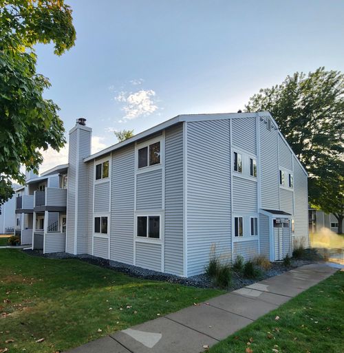 apt-f-1721 Fulham St, Lauderdale, MN, 55113-5251 | Card Image