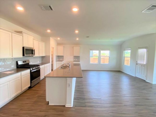 480 Jack Ryan, House other with 4 bedrooms, 3 bathrooms and 2 parking in Kyle TX | Image 5