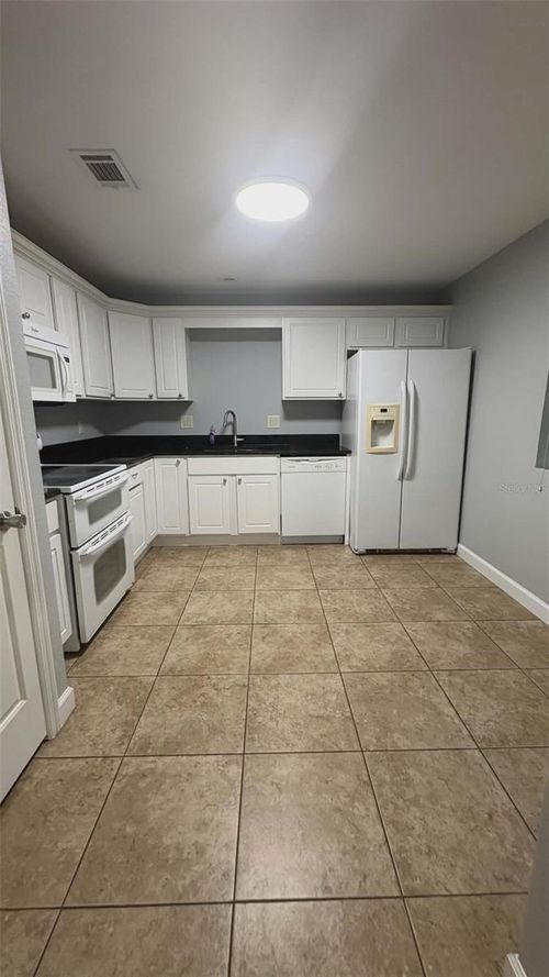 5110-5110 Clubside Dr, LONGWOOD, FL, 32779-6220 | Card Image