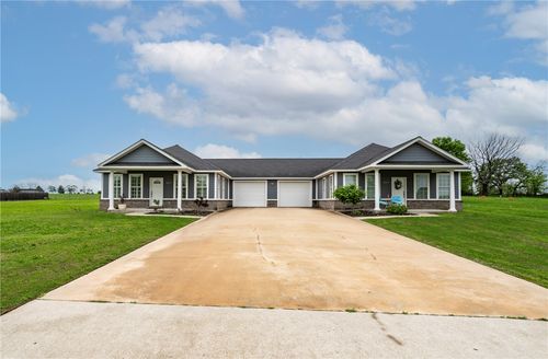 21037 and 21039 Richard Court, Siloam Springs, AR, 72761 | Card Image