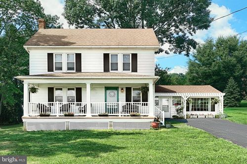 2005 Mount Zion Rd, York, PA, 17406-9758 | Card Image