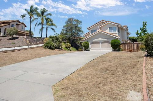 2062 Susan Ct, Escondido, CA, 92026 | Card Image