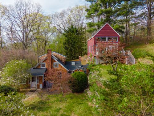 63 Pine Mountain Rd, Ridgefield, CT, 06877-1501 | Card Image
