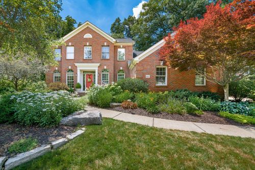 8467 Tartan Fields Dr, Dublin, OH, 43017-8785 | Card Image